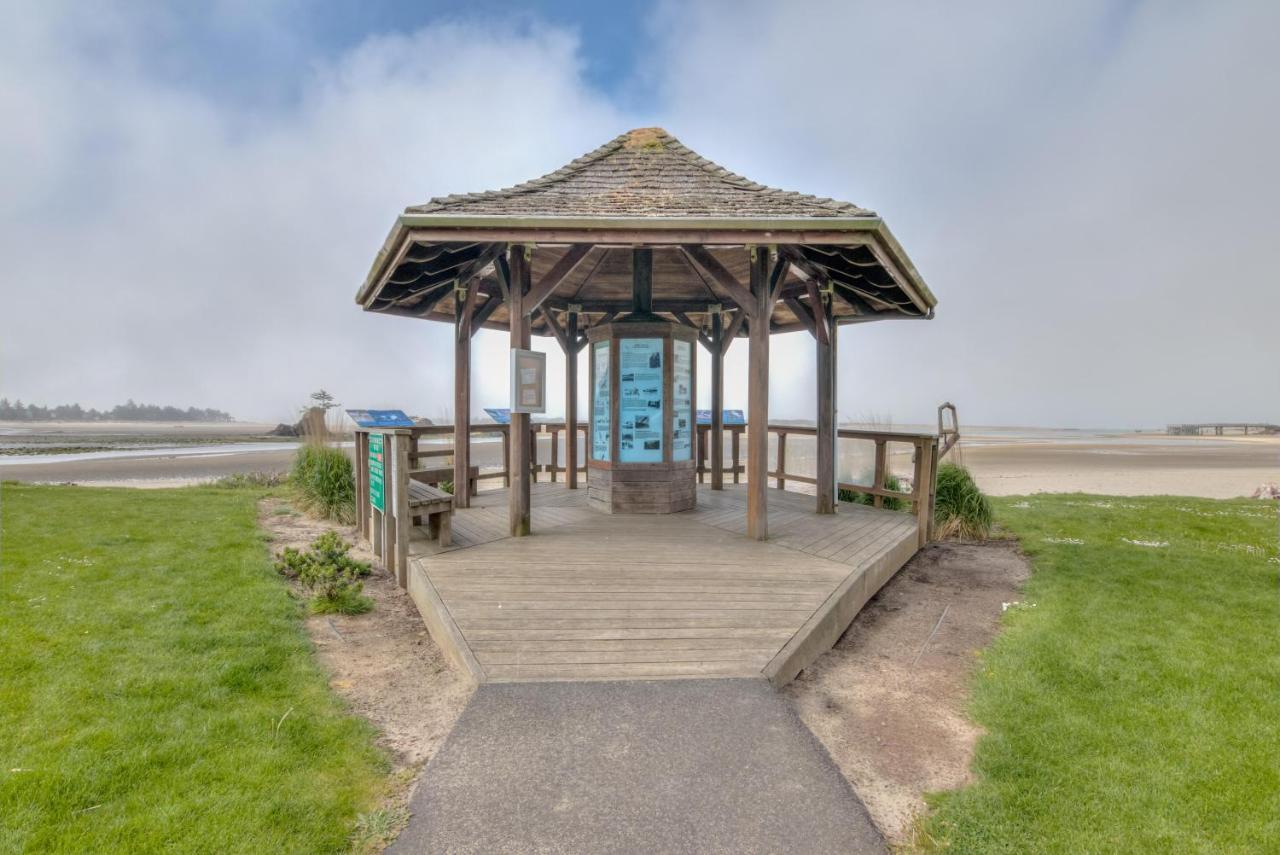 Birds Nest Suite Lincoln City Exterior foto